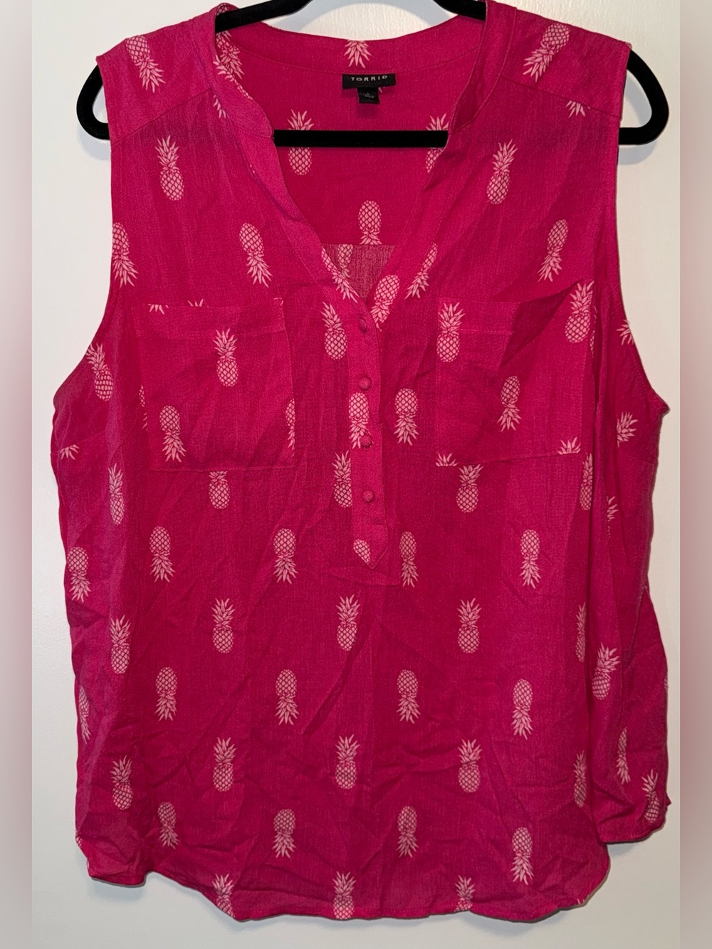 Torrid Hot Pink Pineapple Print Sleeveless Henley Tank